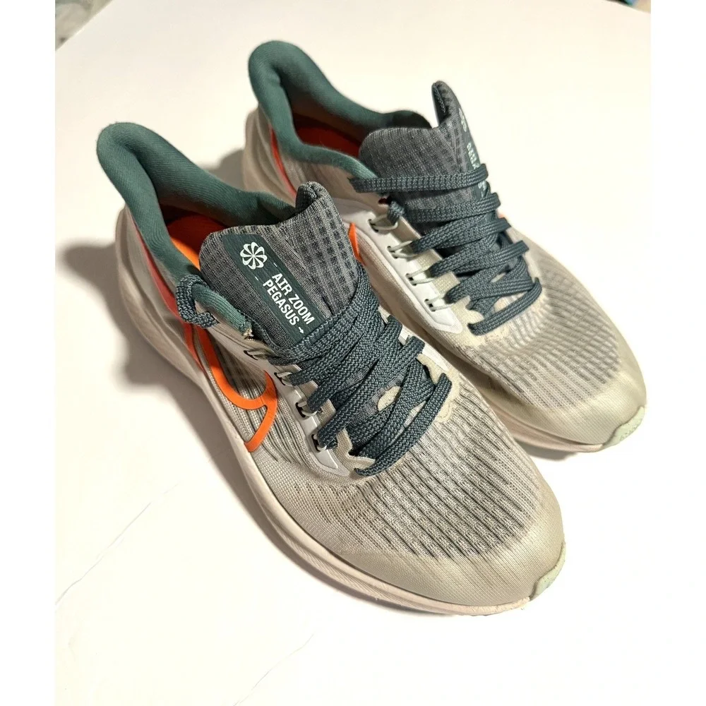 Nike Air Zoom Pegasus Kids 4y  Grey Orange Running Shoes DM4015-003